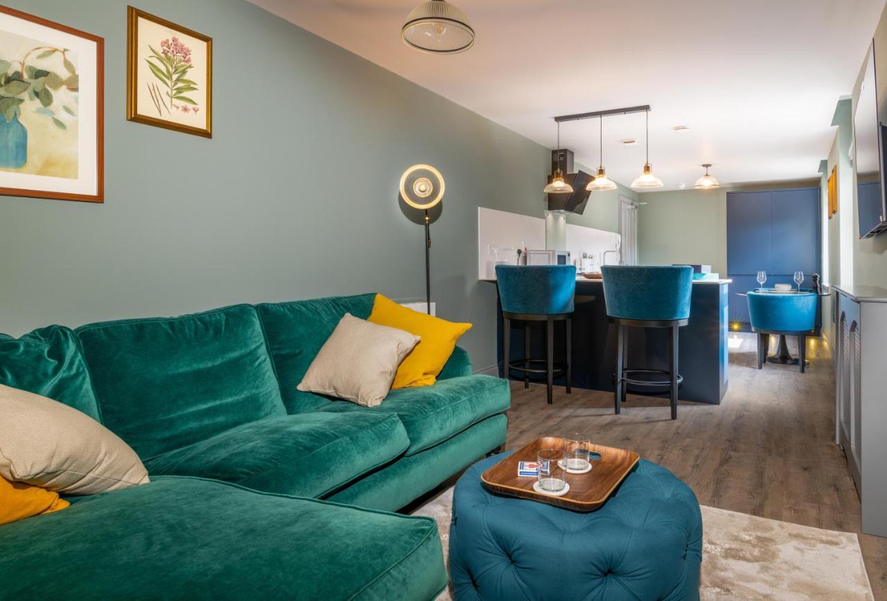 Stylish 1 Bed Central Apartment バース エクステリア 写真