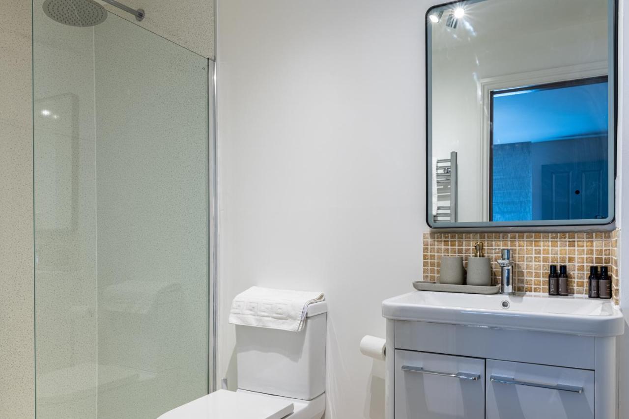 Stylish 1 Bed Central Apartment バース エクステリア 写真